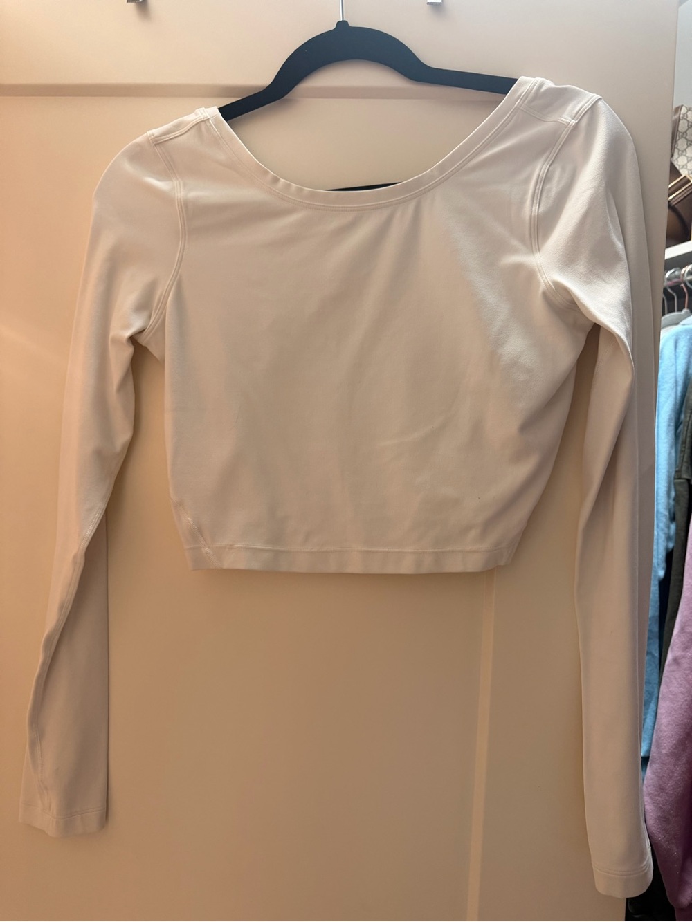 lululemon athletica Cream Long Sleeve Cropped Top